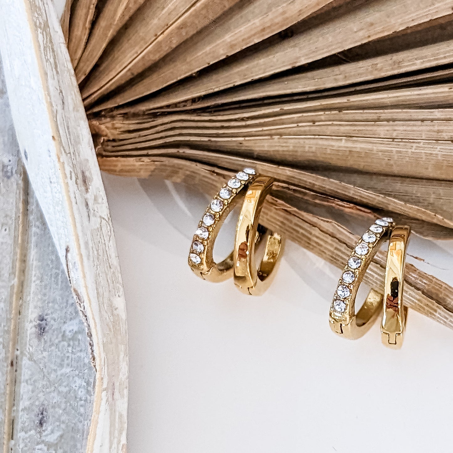 Boucles d'oreilles " Double anneaux zircons " Acier inoxydable + bain d'or